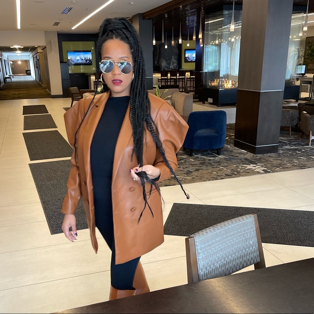 Camel Vegan Leather jacket w/puff sleeves - Picture 3 of 3